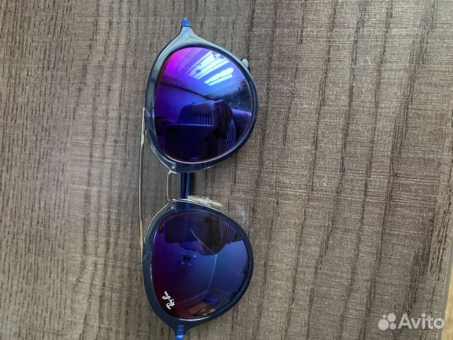 Очки солнцезащитные