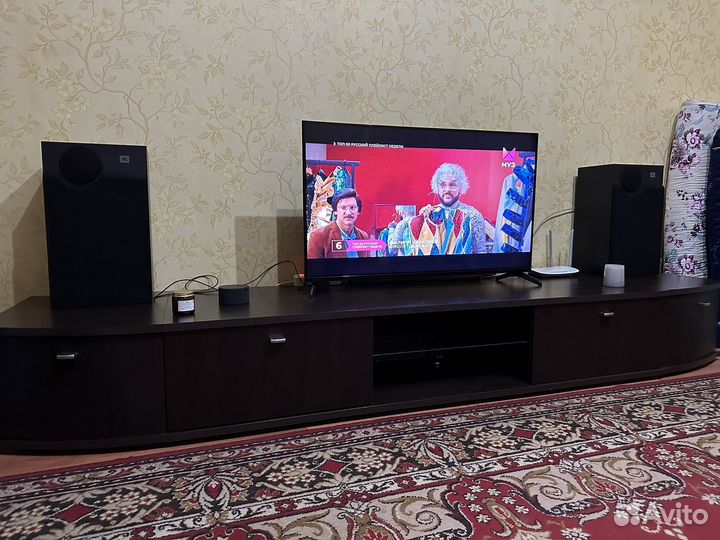 Тумба под телевизор