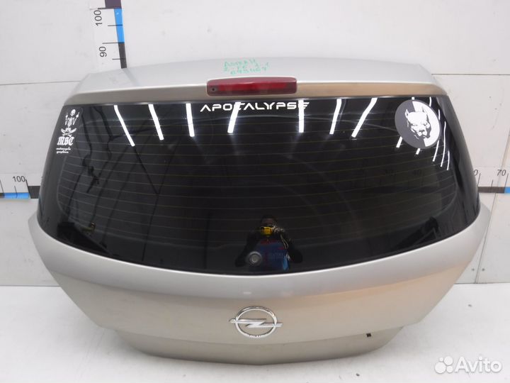 Дверь багажника на Opel Astra H