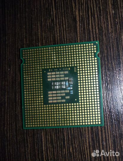 Процессор Intel Core 2 Quad Q8300 2.5Ghz