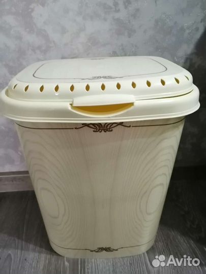 Продам корзину для белья