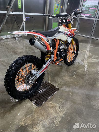 Regulmoto athlete 250