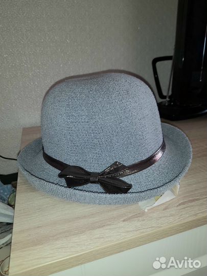 Шляпка женская осенняя