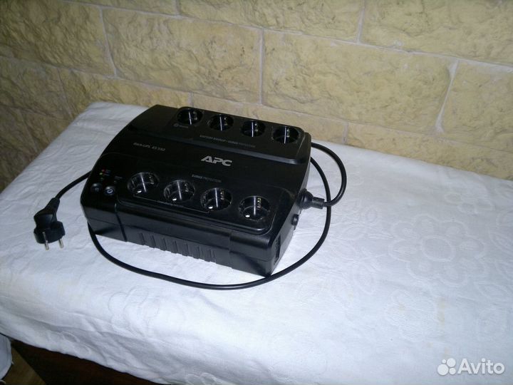 APC Back-UPS BE550G + Back-UPS ES525