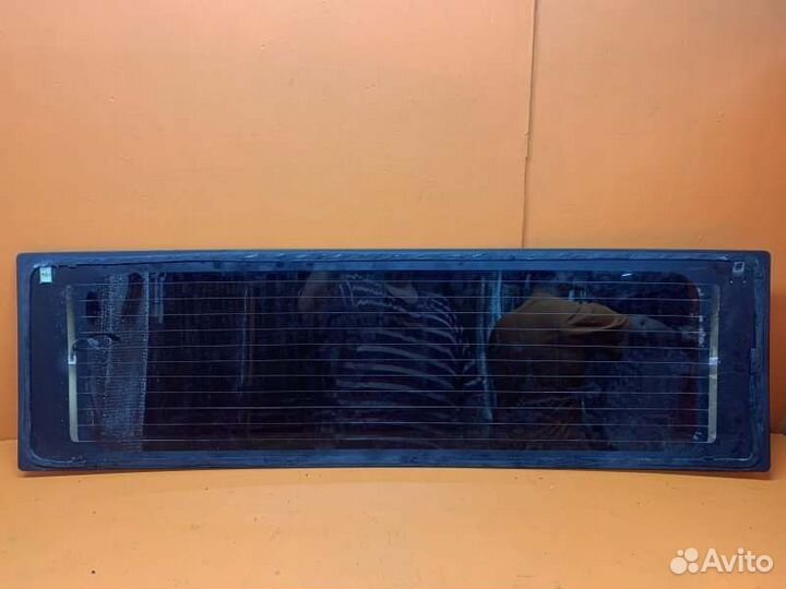 Стекло пятой двери Hummer H2 6.0 2003