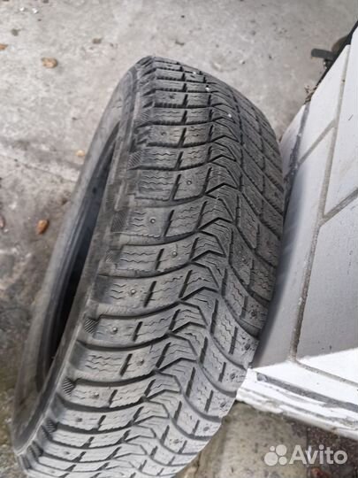Michelin X-Ice North 3 185/65 R15 92T