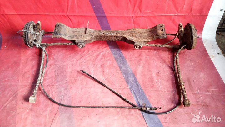 Задняя балка Kia Sephia 2000 г