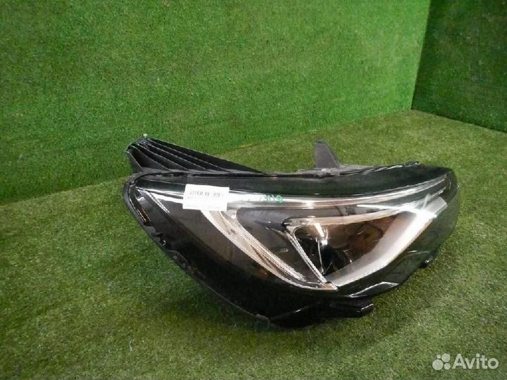 Фара правая Opel Grandland X