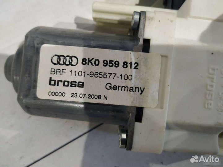 Моторчик стеклоподъемника задний правый Audi A4 B8