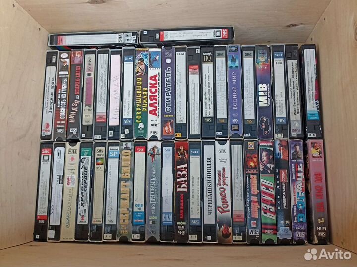 Видеокассеты с фильмами