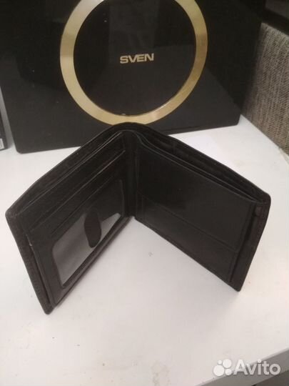 Мужское кожаное портмоне