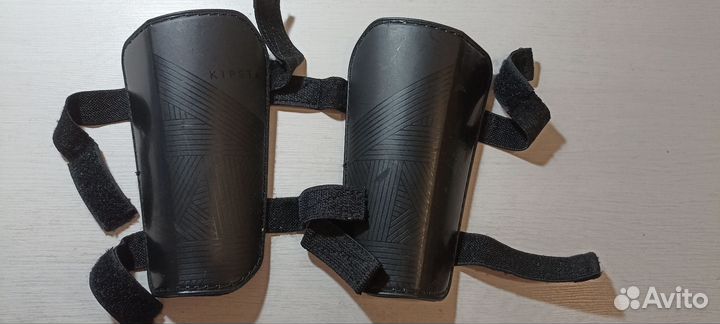 Щитки футбольные детские