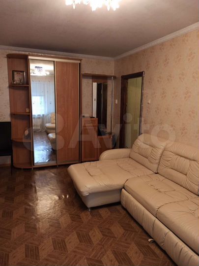 2-к. квартира, 55 м², 1/9 эт.