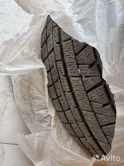Yokohama Ice Guard IG50+ 215/55 R17