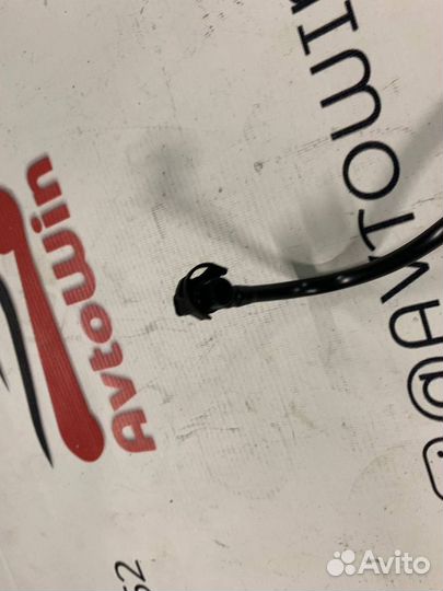 Трубка корпуса термостата Chevrolet Cruze