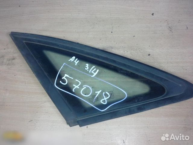 Стекло кузовное глухое левое Audi A4 B8 2007-2015