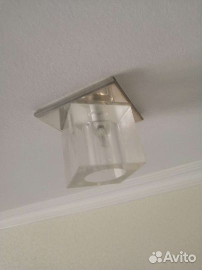 Светильник потолочный