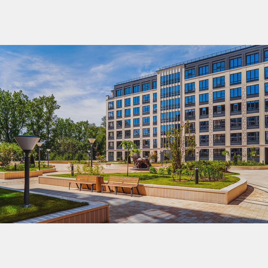 2-к. квартира, 138,7 м², 1/8 эт.