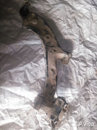 Рычаг передний левый Хонда CR-V 3