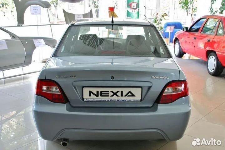 Заднее стекло Daewoo nexia с обогревом