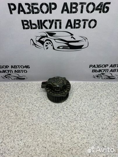 Моторчик печки Kia Rio 3 QB C4FC 2014