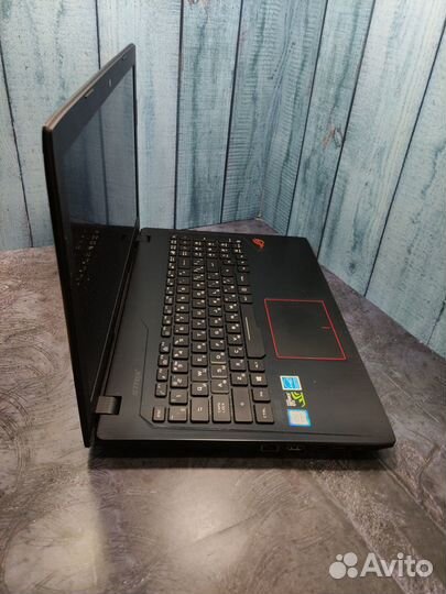 Игровой ноутбук Asus GTX 1050 2GB/SSD/HDD 1000GB