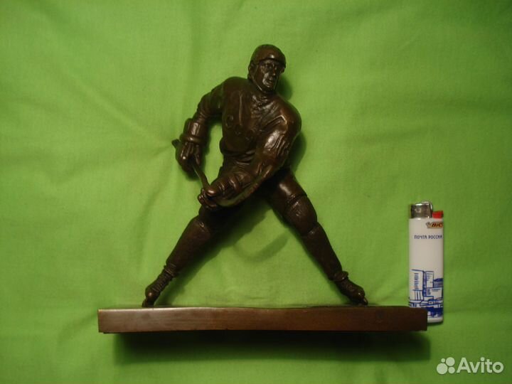 Хоккей Хоккеист СССР бронза 1972 год Спорт