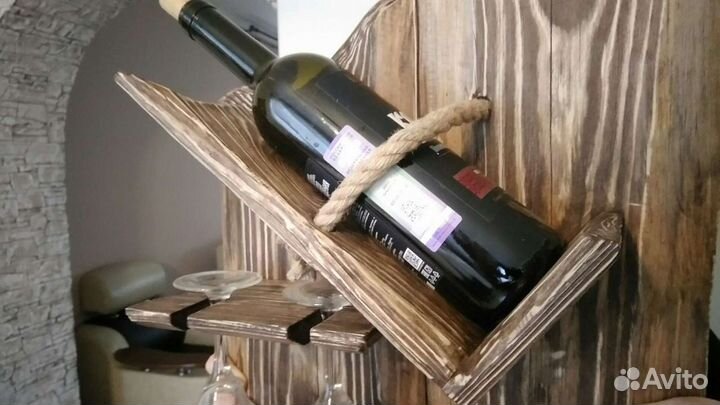 Полка барная. Массив дерева