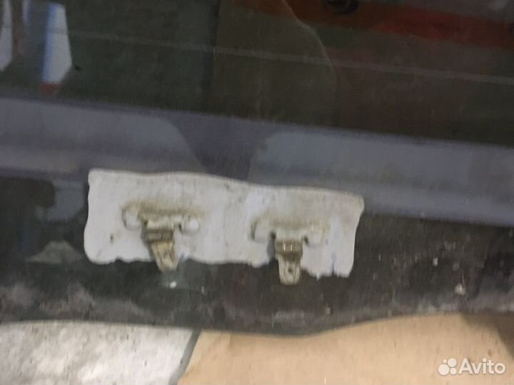 Стекло багажника Toyota 4Runner (2623)