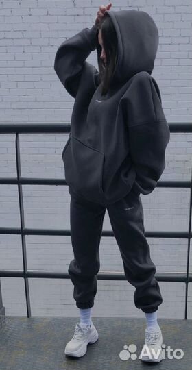 Одежда для девушки пакетом 44 46