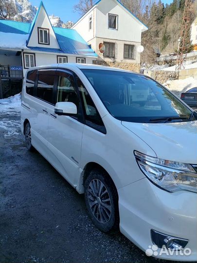Nissan Serena 2.0 CVT, 2016, 94 000 км