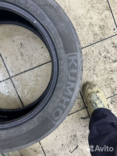 Kumho Sense KR26 215/55 R16 93H