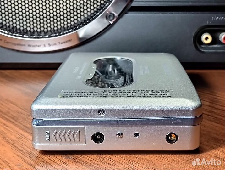 Кассетный плеер Sony Walkman wm RX 822