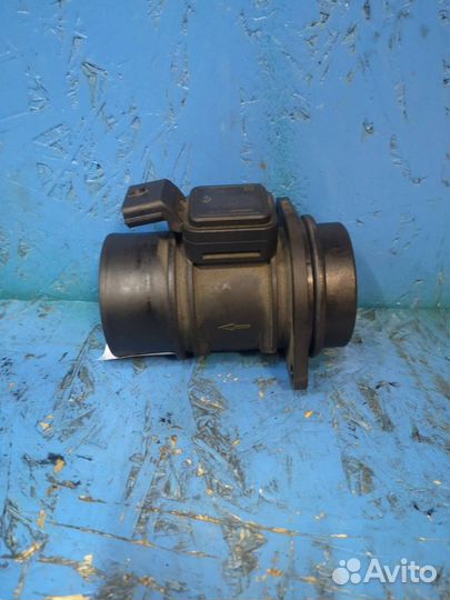 Расходомер воздуха Renault Logan 8200280056