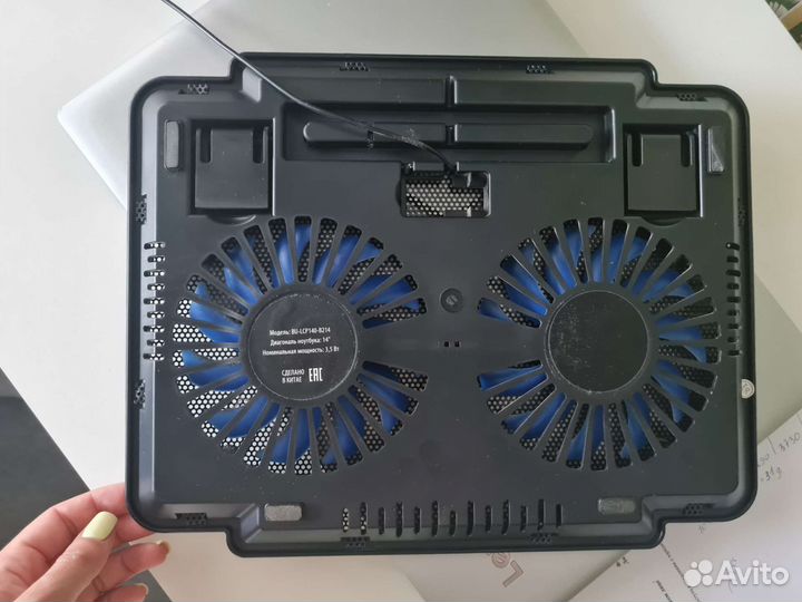 Подставка с охлаждением для ноутбука