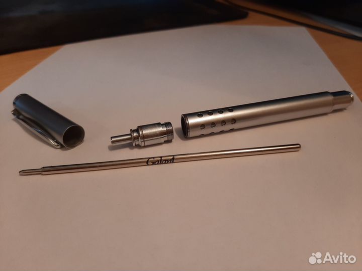 Ручка шариковая металлическая 