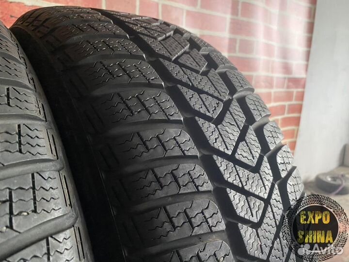 Pirelli Winter Sottozero 3 225/50 R17 93H
