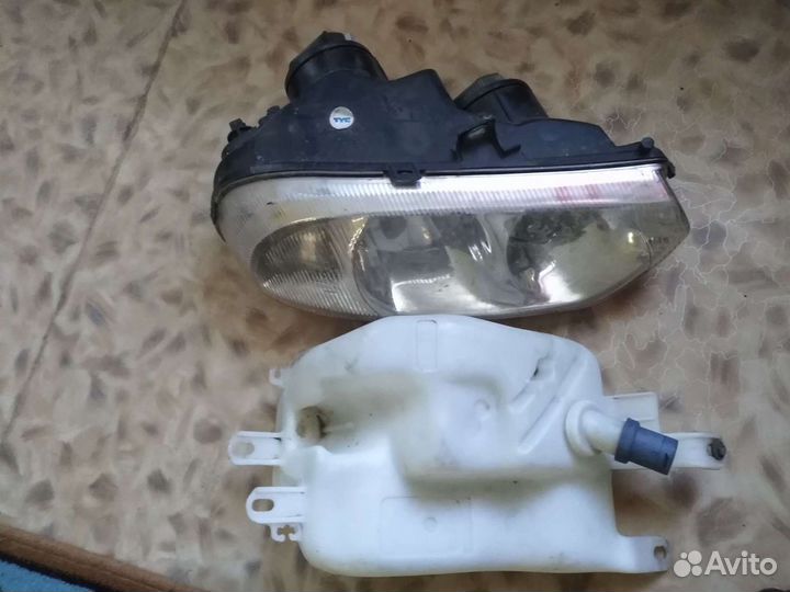 Фара правая, бачок омывателя от а/м альфарамэо