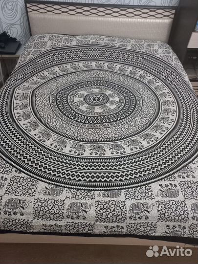 Плед и покрывало