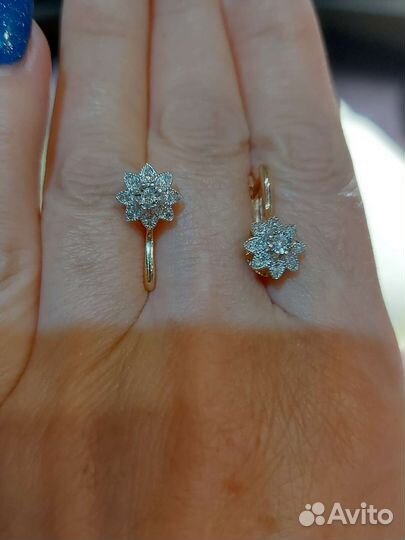 Золотые серьги с бриллиантами