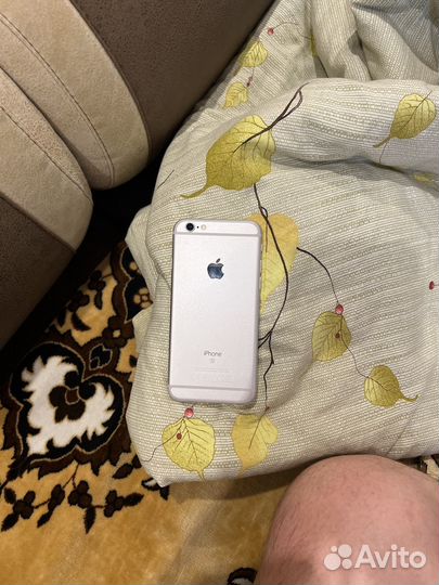 iPhone 6S, 32 ГБ