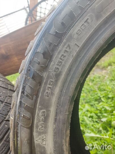 Goodyear Ultragrip Ice Arctic 215/55 R17 98T