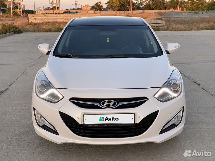 Hyundai i40, 2011