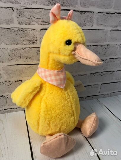 Мягкая плюшевая игрушка - уточка, 25 см