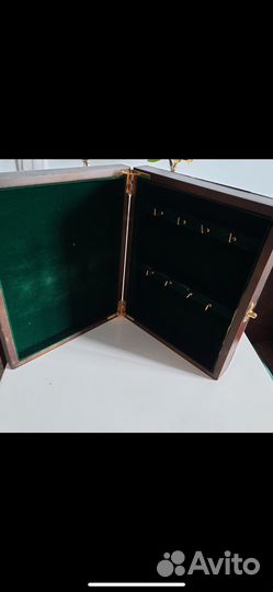 Ключница настенная