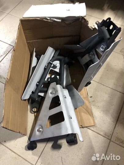 Рычаги нижние Stels