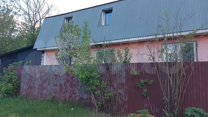 Дом 186,4 м² на участке 7 сот.