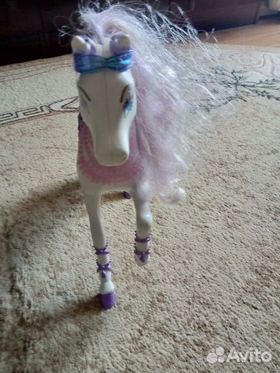 Лошадь игрушка