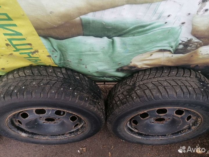 Колеса в сборе r15зимние на шкода тур