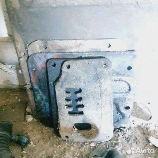 Запчасти на трактор лтз